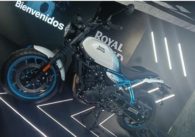 Presentación de la Royal Enfield GRR 450 en México